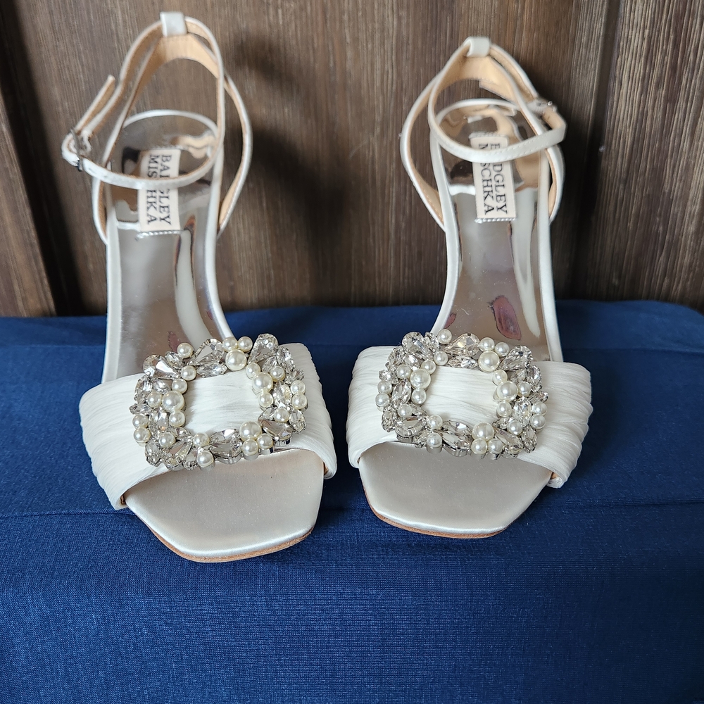 Badgley Mischka White Heels with Embellished Buckle